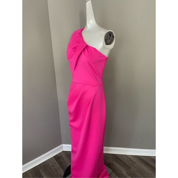 Black Halo Egan One-Shoulder Gown - Picture 5 of 14